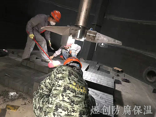 衬耐氢氟酸砖板施工 (5)
